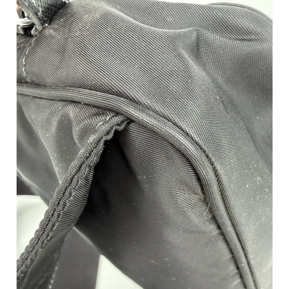 Prada Tessuto Nylon Belt Bag in Black with a Front Zippered Pocket S07 - Picture 8 of 16